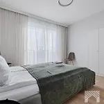 Fuzja Ii By Lookap Apartment Lodz